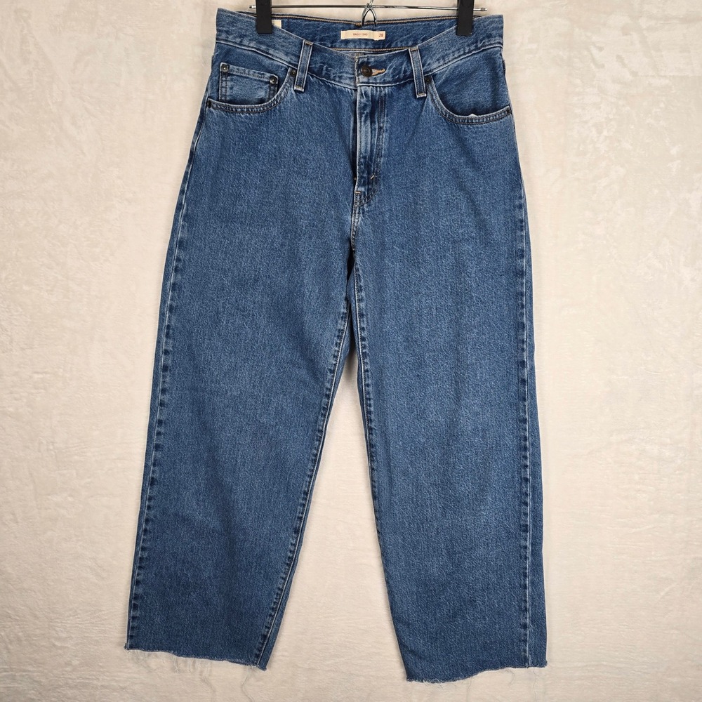 Levis Premium Denim Baggy Dad Jeans Womens size 28 Wide Leg Medium Wash Blue euc